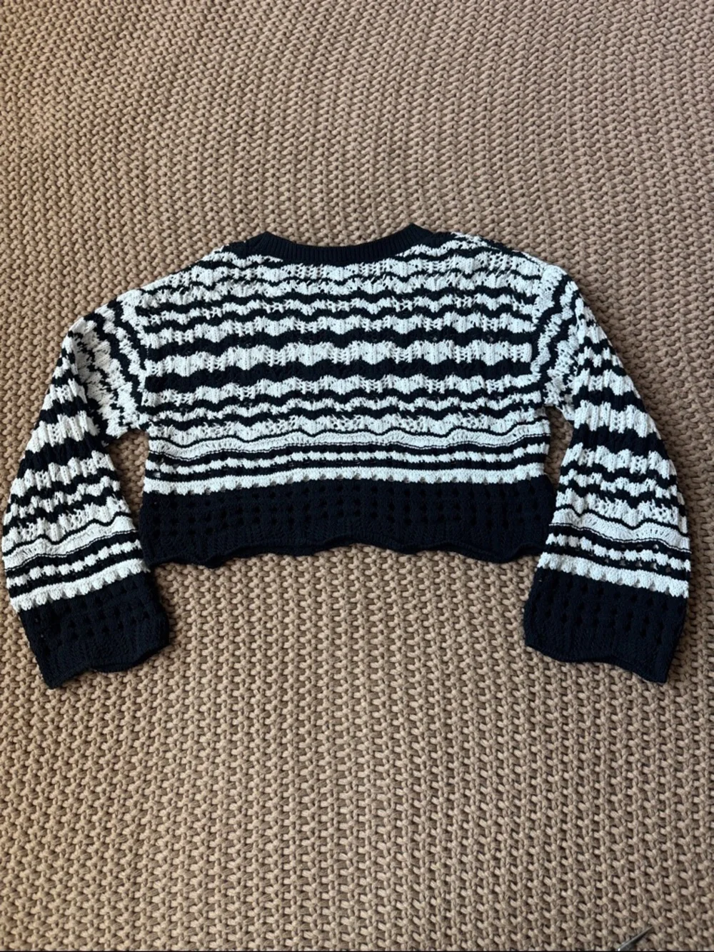 ZARA Black & White Open-Knit Striped Crochet Crop Sweater Top Women’s Size Small